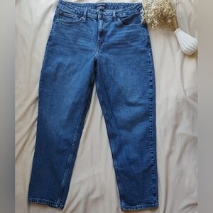 Calvin Klein | High Rise Straight Women's Jeans| Size 32 (L)